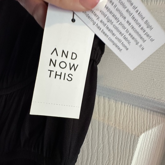 NWT Ladies Black Jumpsuit Size XS - Picture 2 of 9